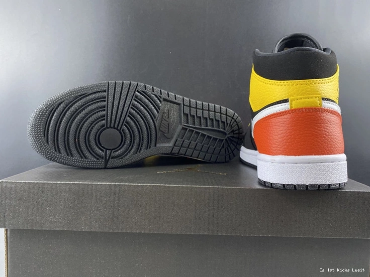 Jordan - Black Amarillo Orange 852542-087 1 Mid 1109